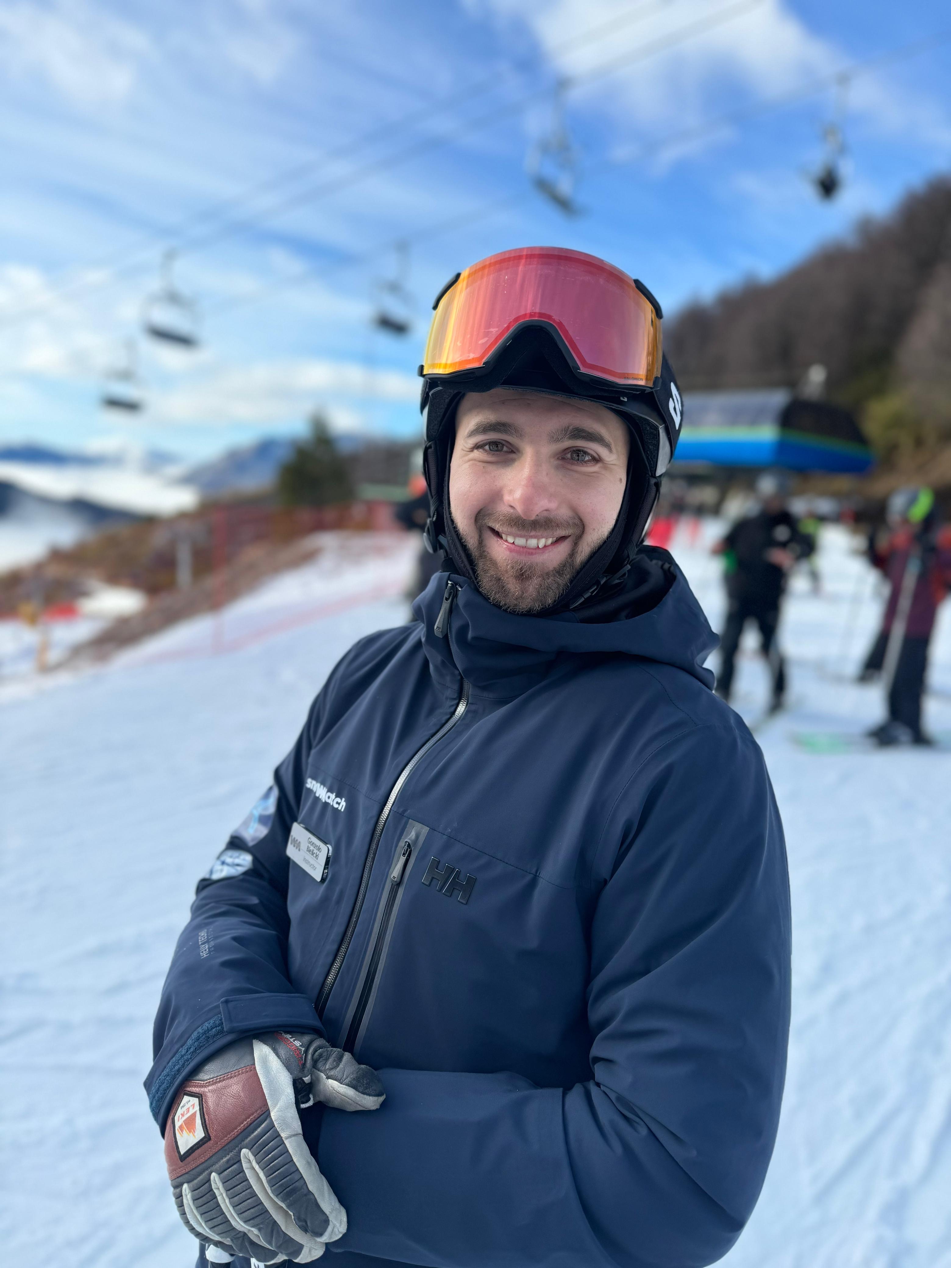 Gonzalo enseñando esquí en bariloche